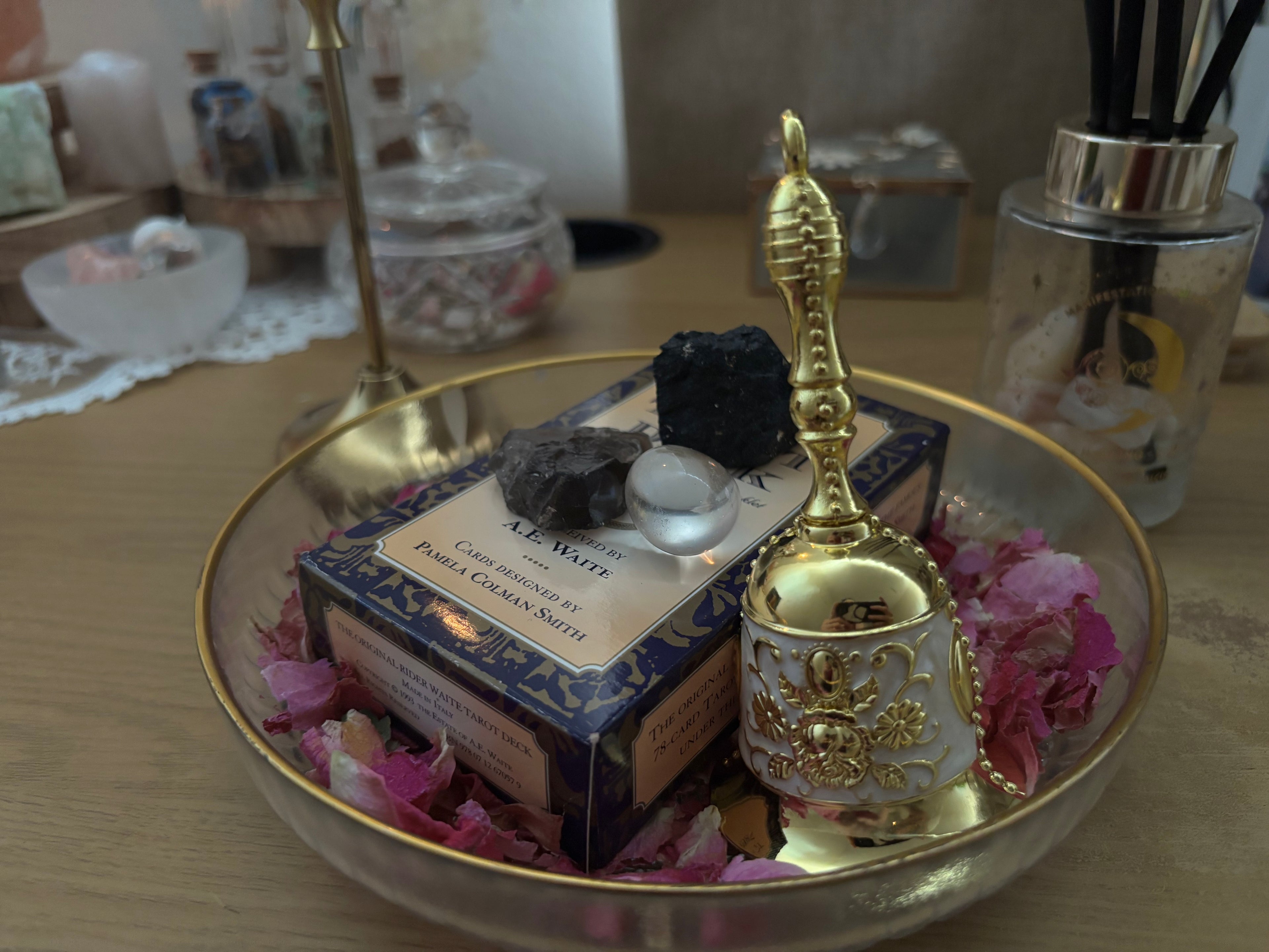 personalised tarot reading + consultation